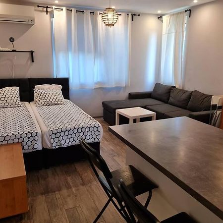 Studio Slavyanska Varna Exteriör bild