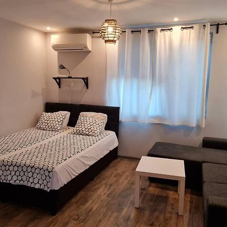 Studio Slavyanska Varna Exteriör bild